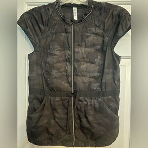 Lululemon Quilted Camo Zip-Front Vest - Dark Gray Camo